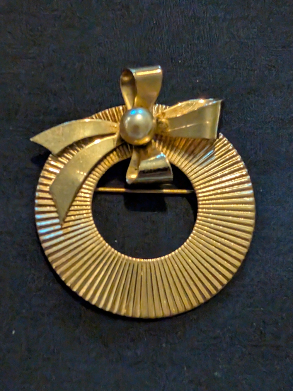 Vintage Cora Gold-Tone Circular Bow Brooch